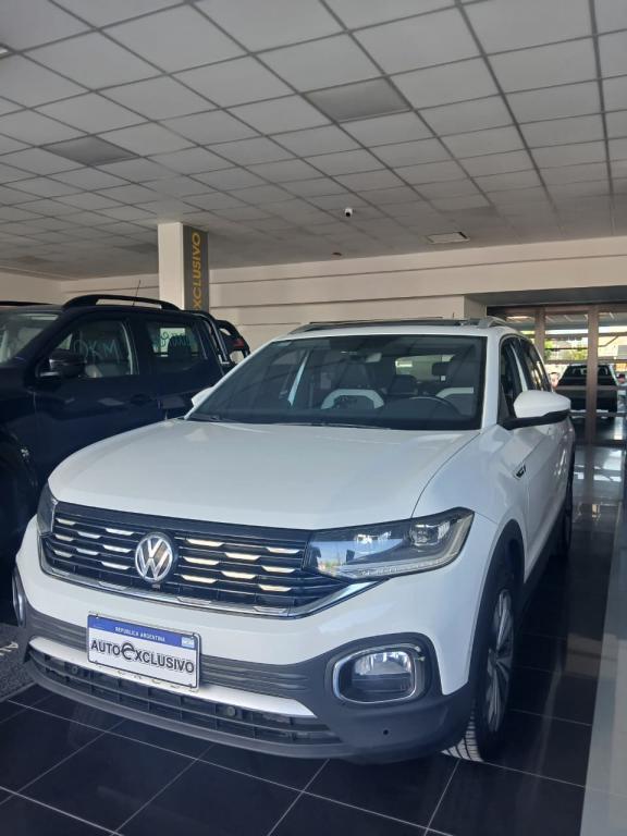 VOLKSWAGEN TAOS COMFORTLINE 250 TSI AT
